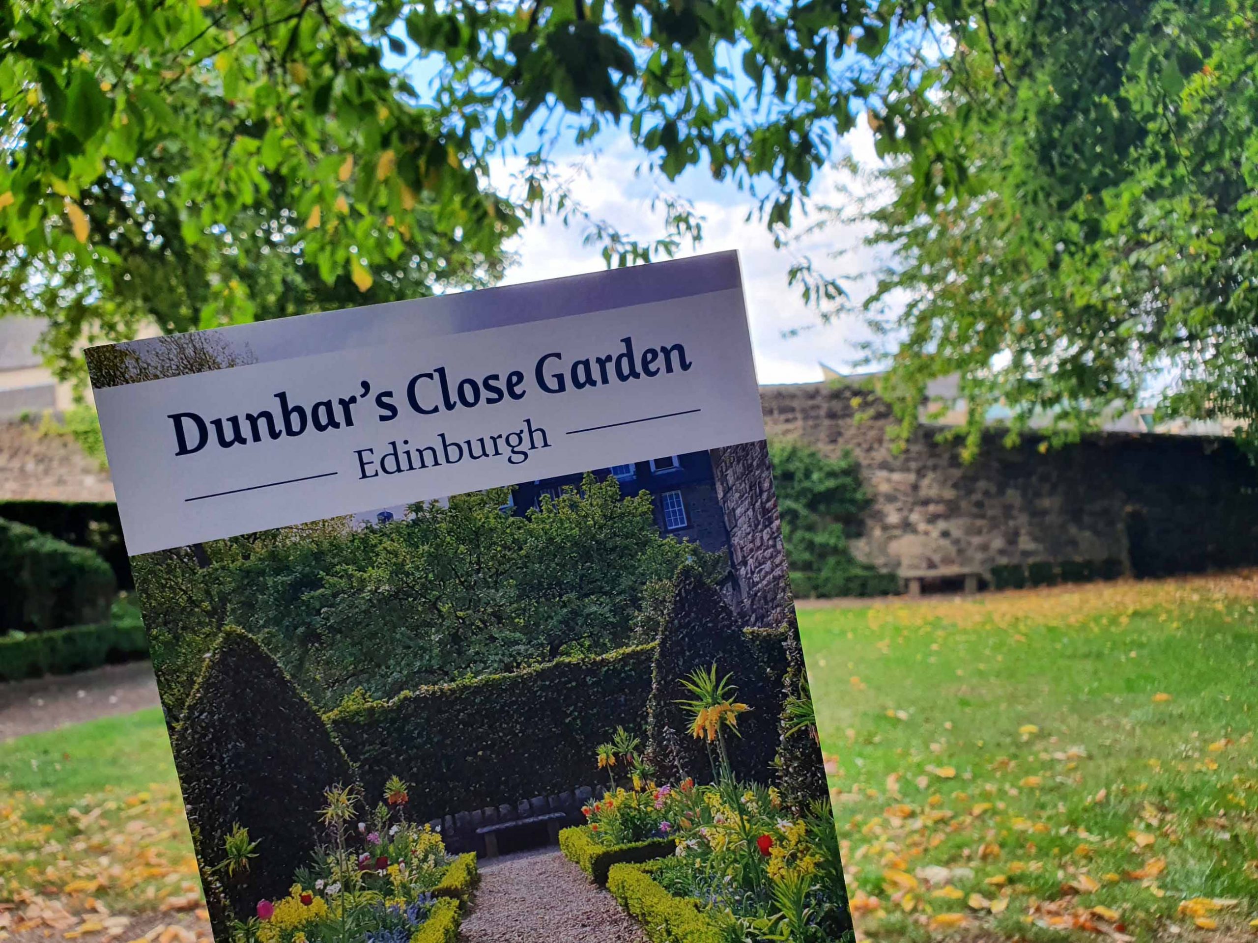 Dunbars-Close-Garden - eine grüne Oase in Edinburgh
